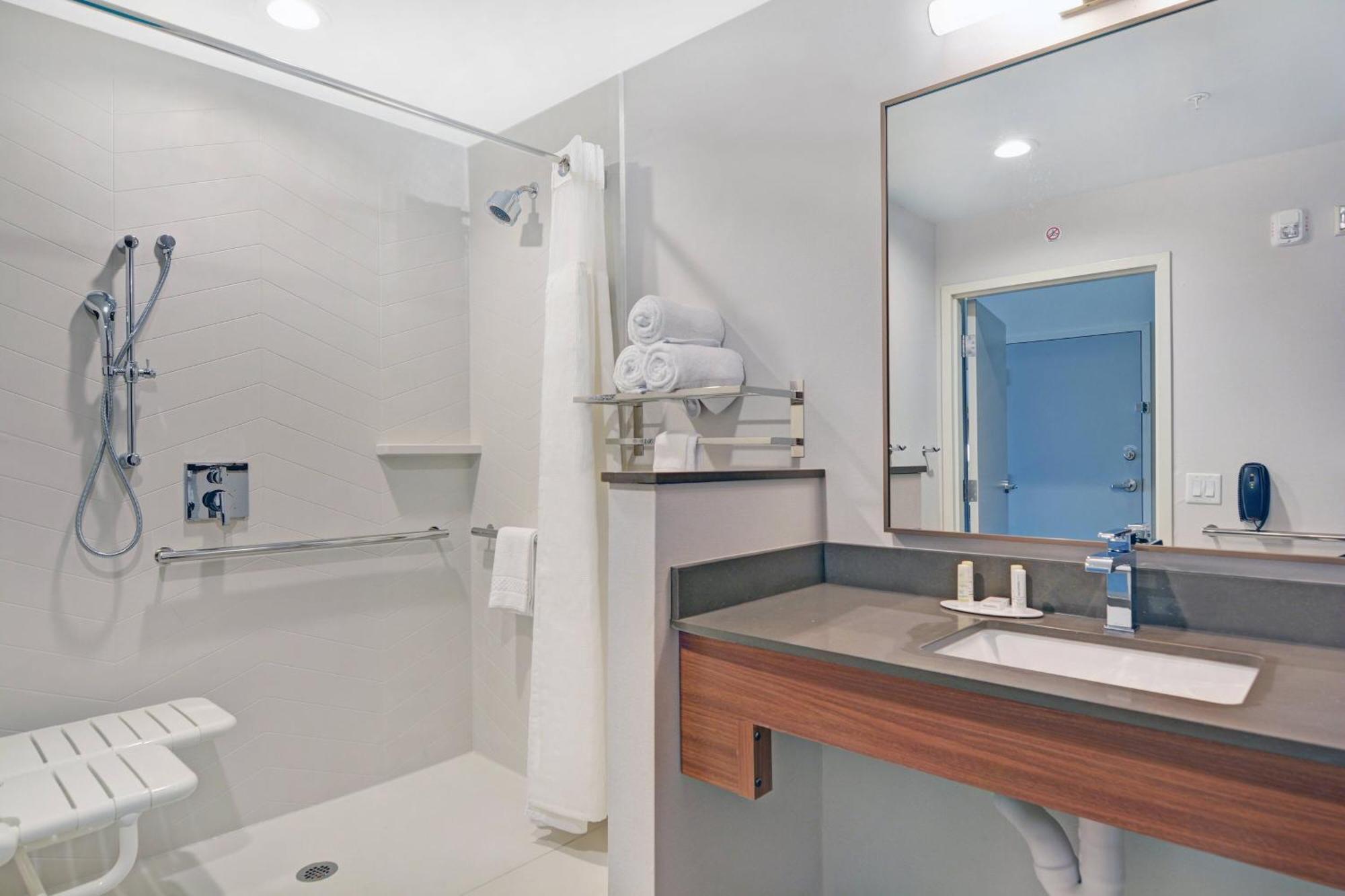Fairfield & By Marriott Houston Nasa/webster Hotel 3*